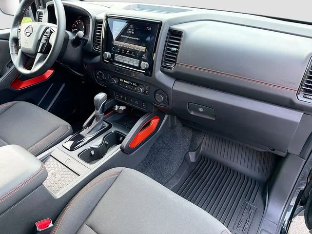 Used 2023 Black Nissan PRO-4X image 27