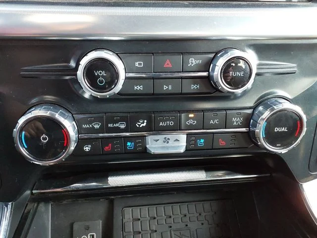 Certified Used 2025  Ford Lariat image 17