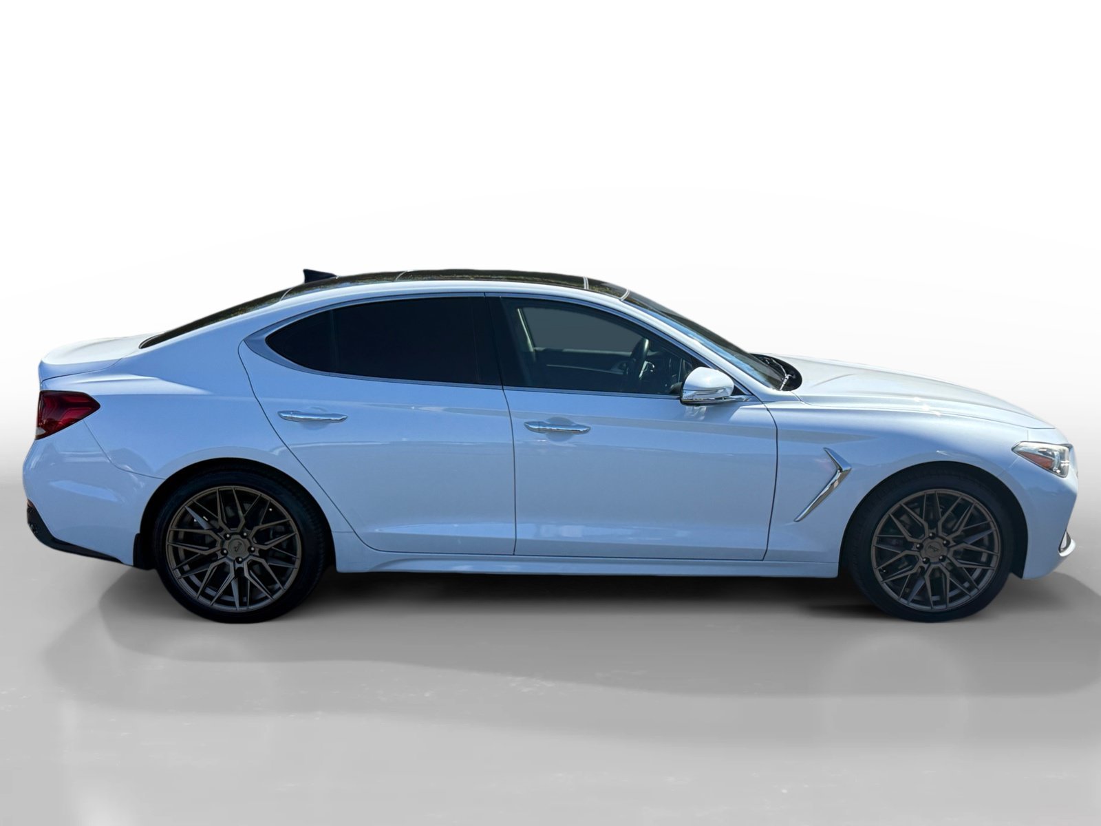 Used 2019 Casablanca White Genesis 2.0T Advanced image 6