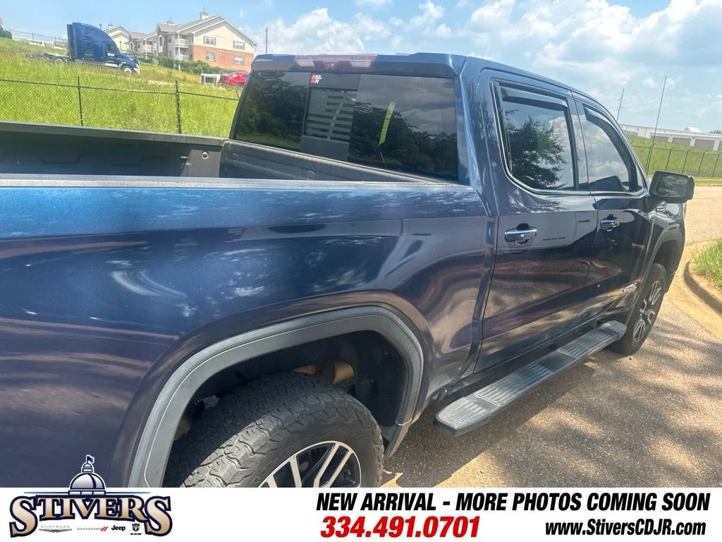 Used 2020 Blue GMC AT4 image 9