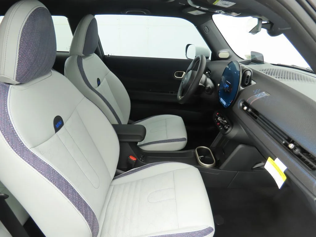 2026 MINI Hardtop 2 Door S - Photo 23