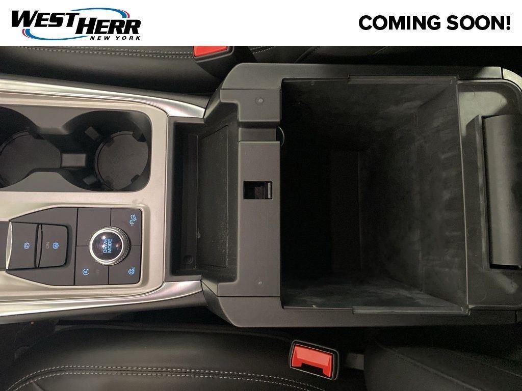 Used 2024 Silver Metallic Ford XLT image 11