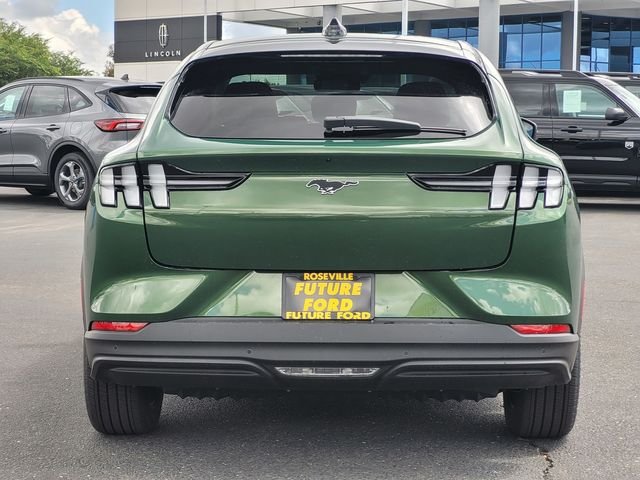 New 2026 Green Ford Select image 5