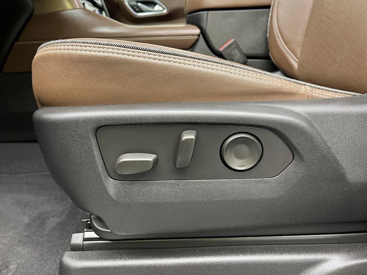 2023 Chevrolet Tahoe High Country - Photo 13