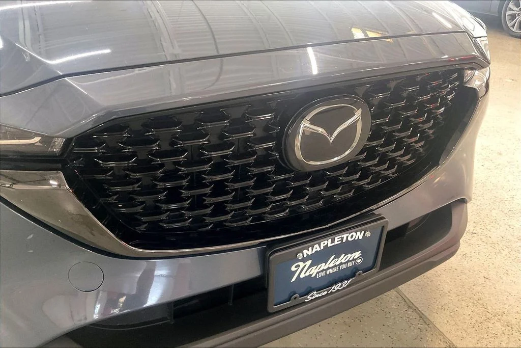 Used 2025 Gray Mazda 2.5 S Carbon Edition image 31