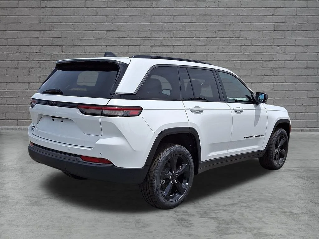 New 2026 Bright White Clearcoat Jeep Limited image 8
