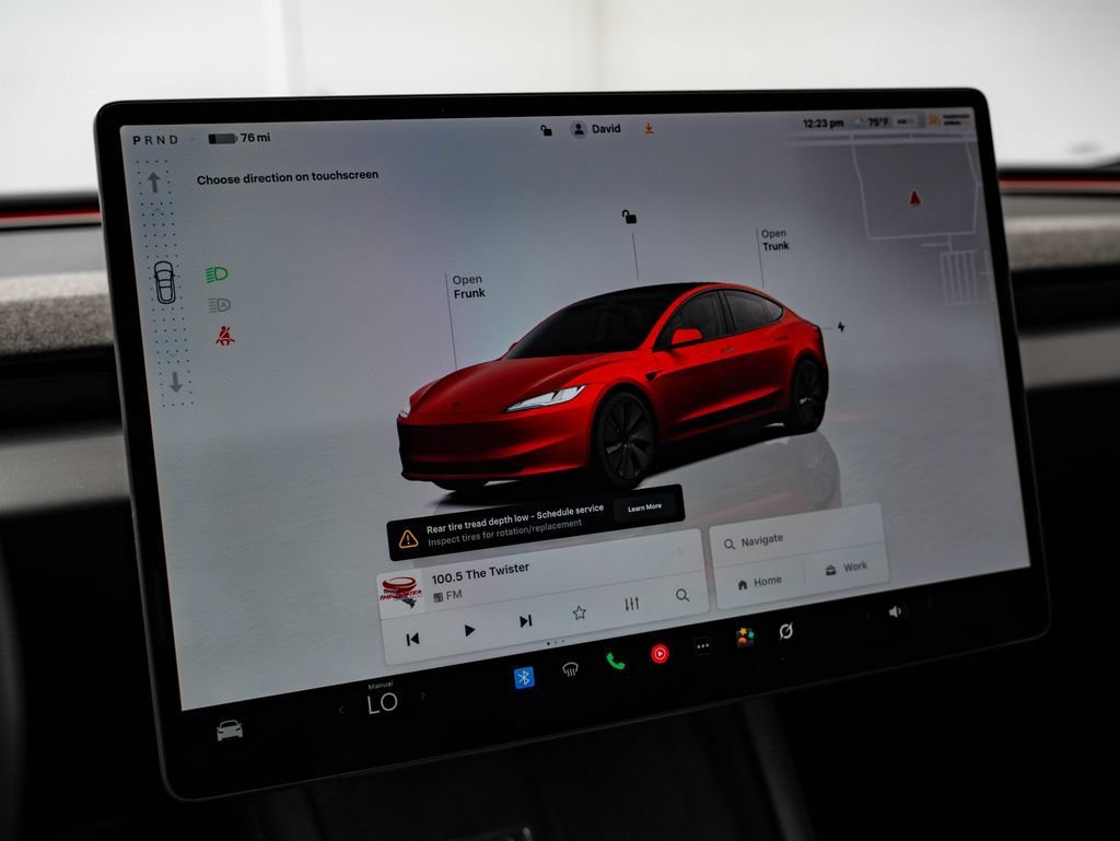 Used 2024 Stealth Gray Tesla  image 28