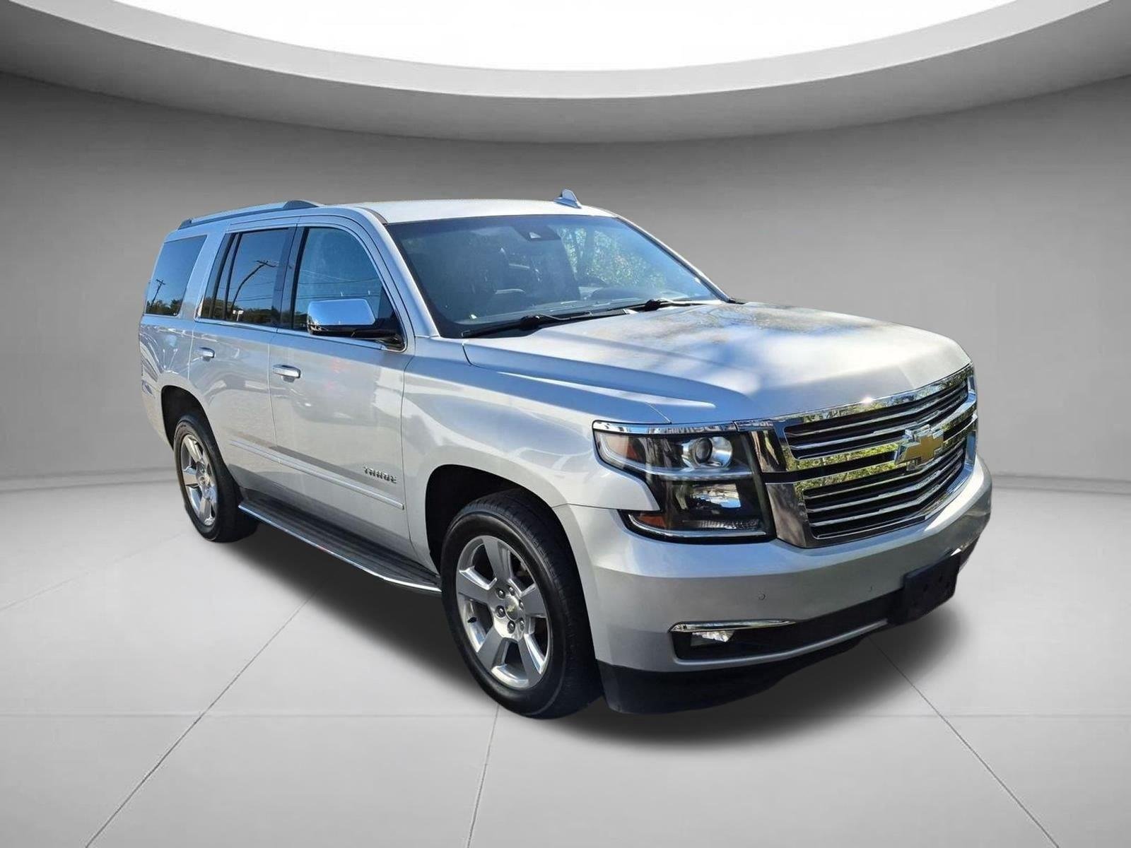 Used 2019 Shadow Gray Metallic Chevrolet LT image 3