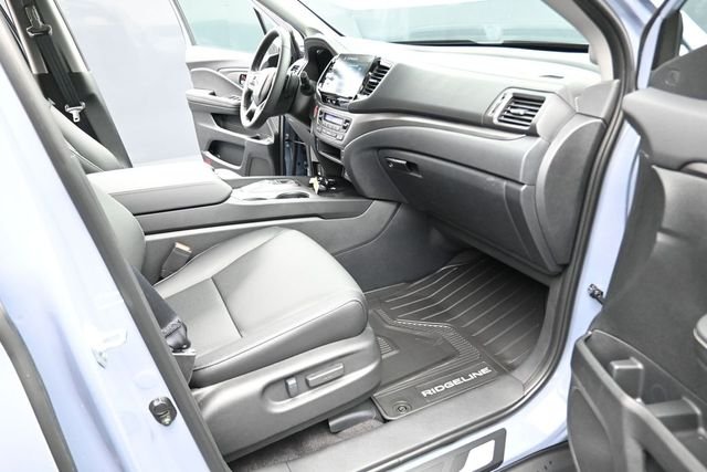 New 2026 Sonic Gray Pearl Honda RTL image 19