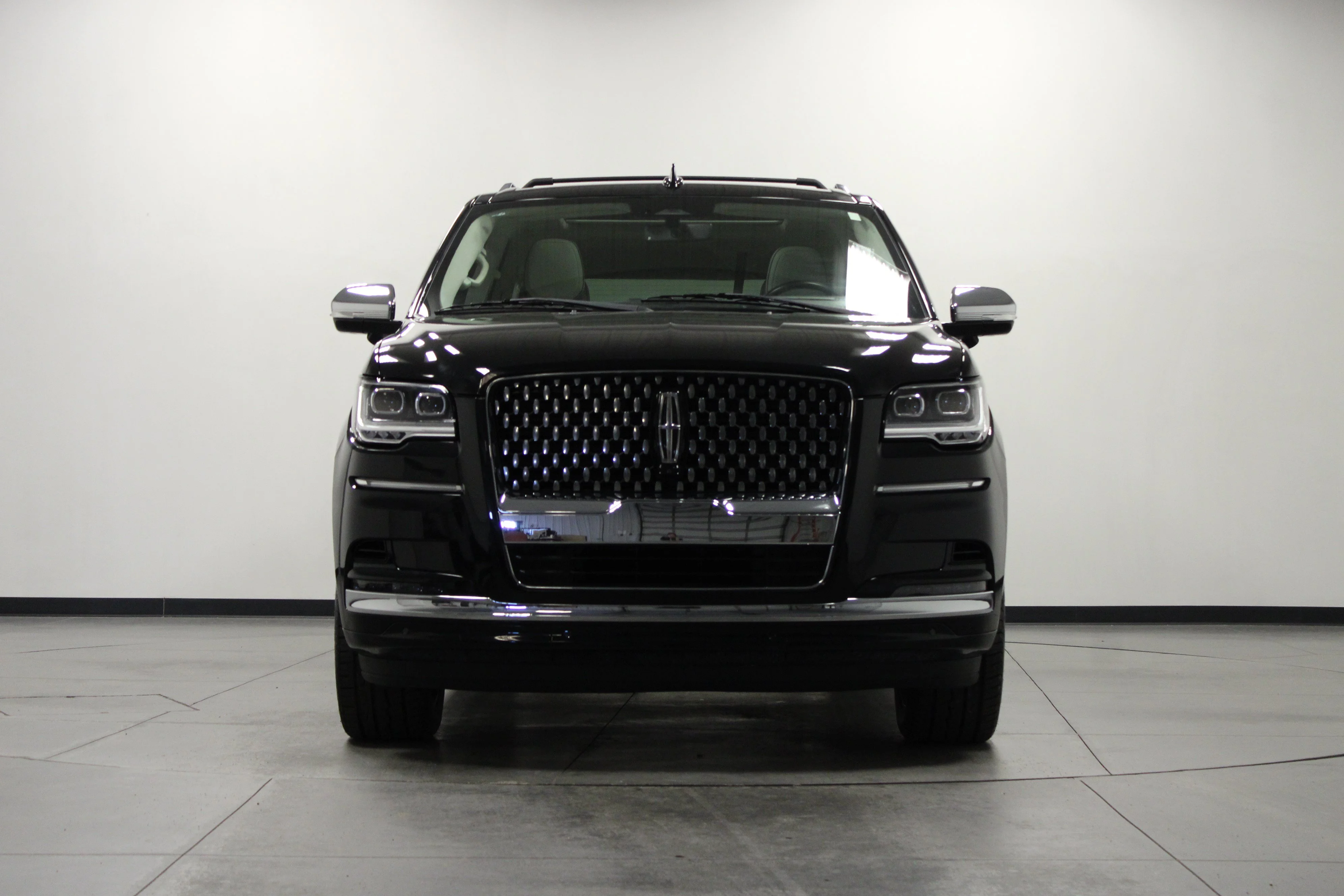 Used 2023 Black Metallic Lincoln Black Label image 9