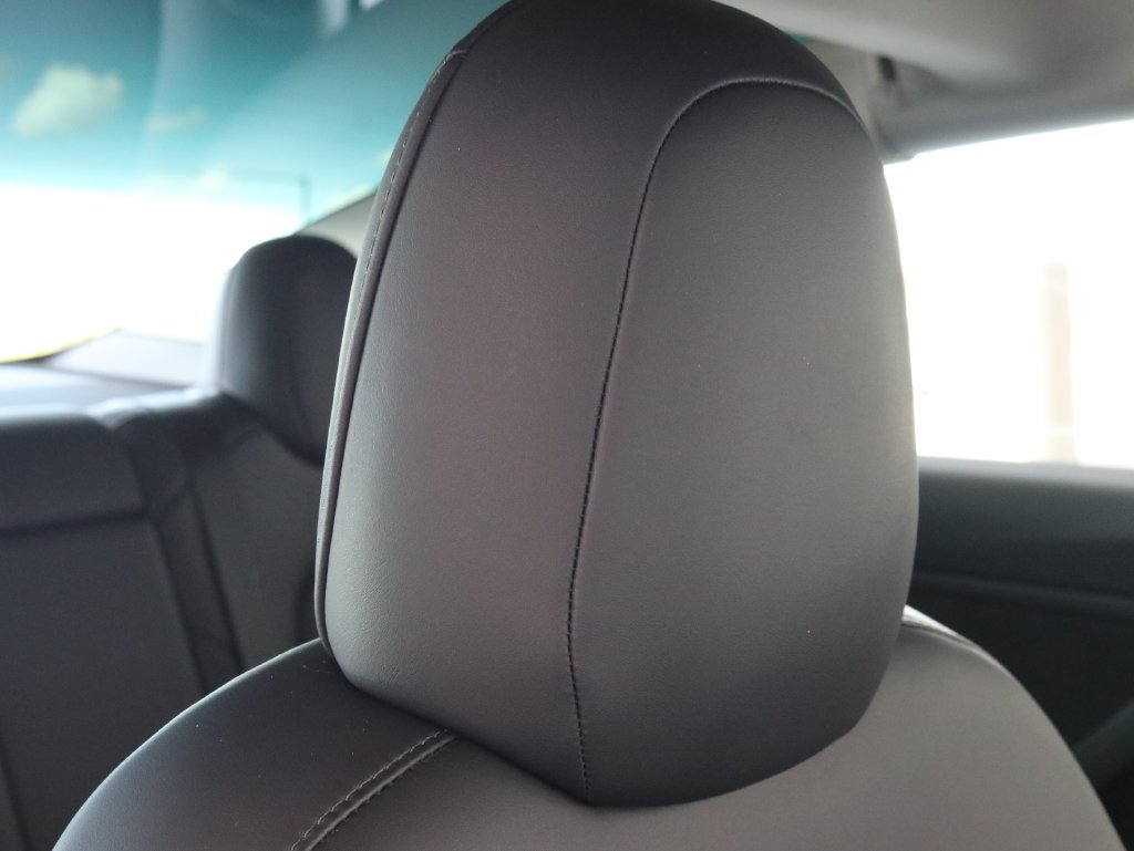 Used 2022 Silver Tesla Long Range image 43
