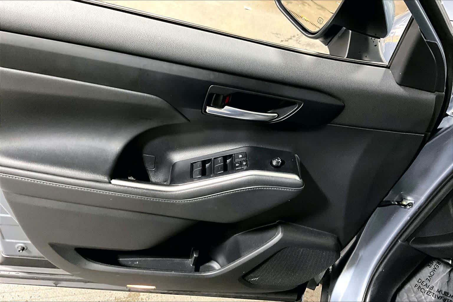 Used 2022 Moon Dust Toyota XLE image 36
