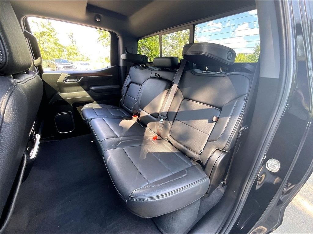 Used 2024 Black GMC Denali image 14