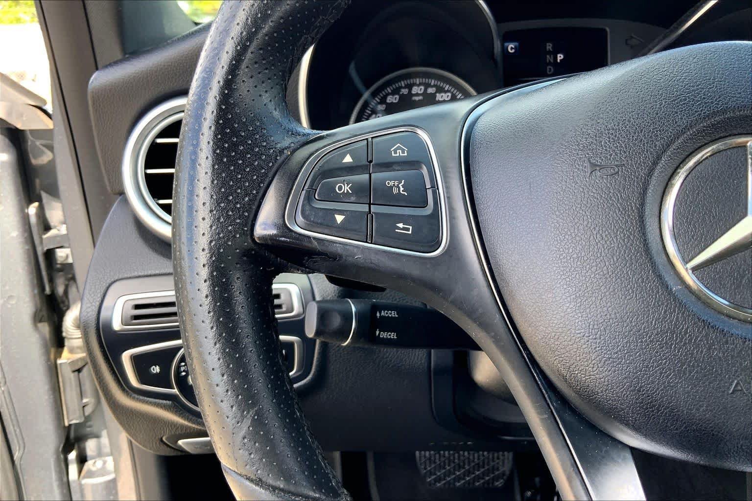Used 2018 Selenite Grey Metallic Mercedes-Benz C 300 image 23