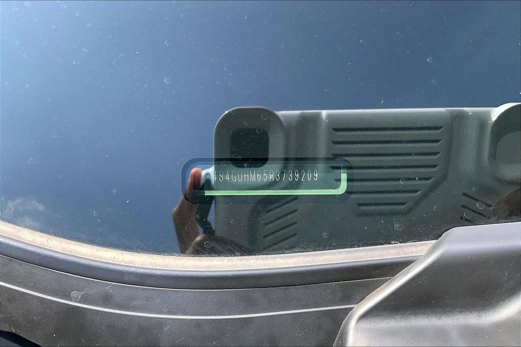 Used 2024 Green Subaru Limited image 37