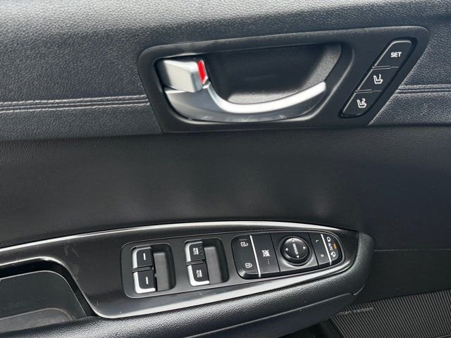 Certified Used 2018 Blue Kia SX image 20