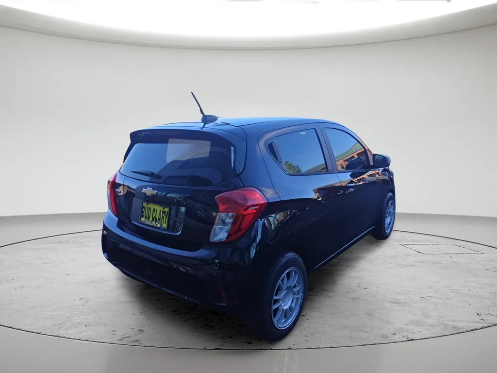 Used 2020 Black Chevrolet LS image 4