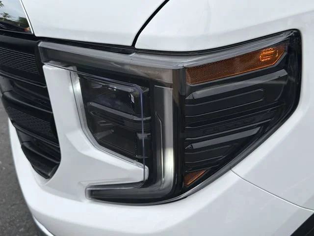 New 2026 Summit White GMC Pro image 9
