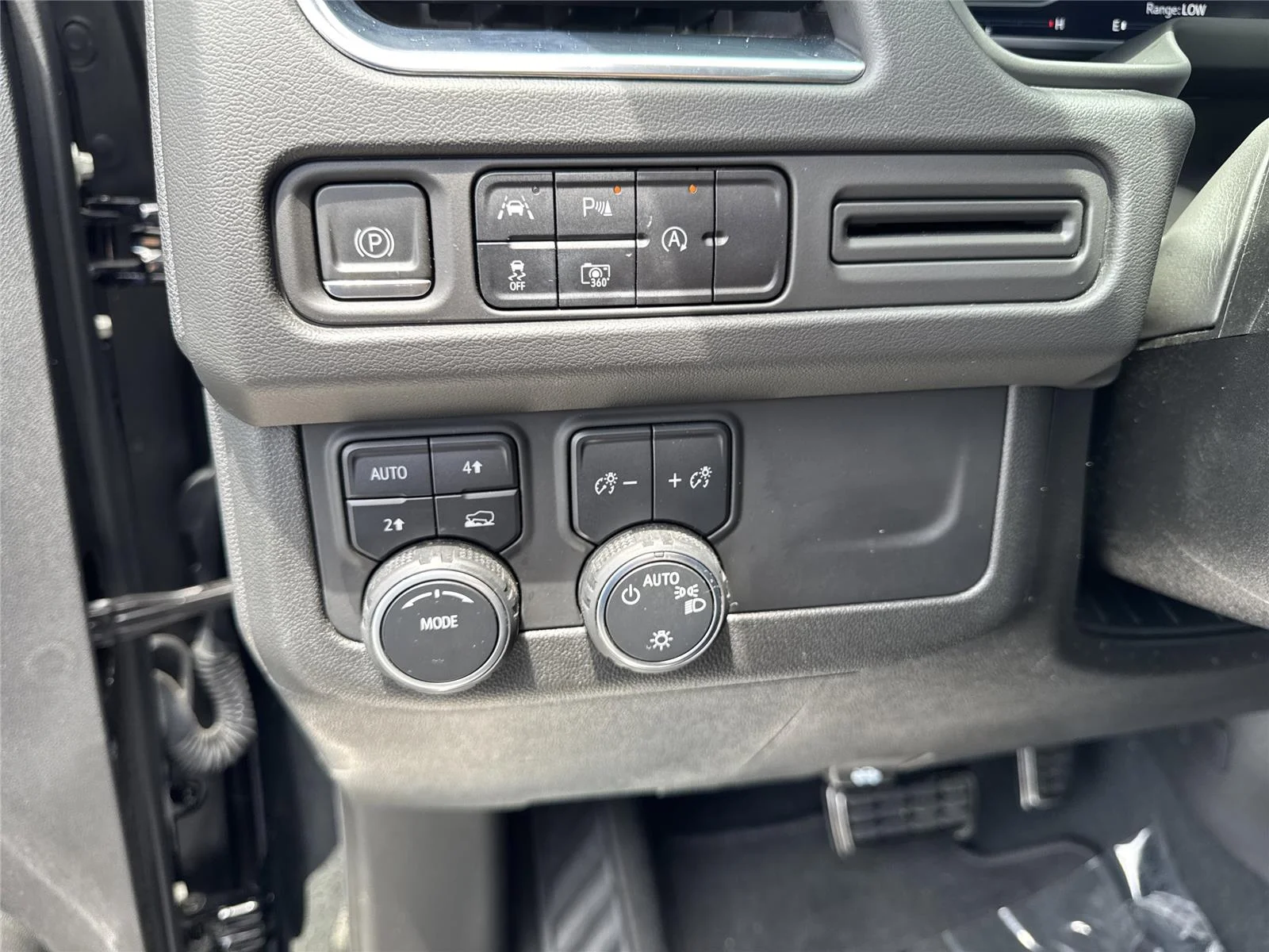 Used 2023 Black Chevrolet RST image 20