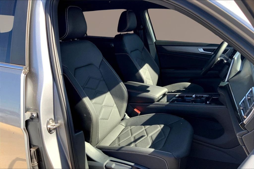 2026 Volkswagen Atlas Cross Sport SE w/Tech - Photo 11