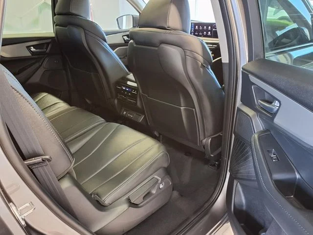 Used 2025 Liquid Carbon Metallic Acura Base image 27