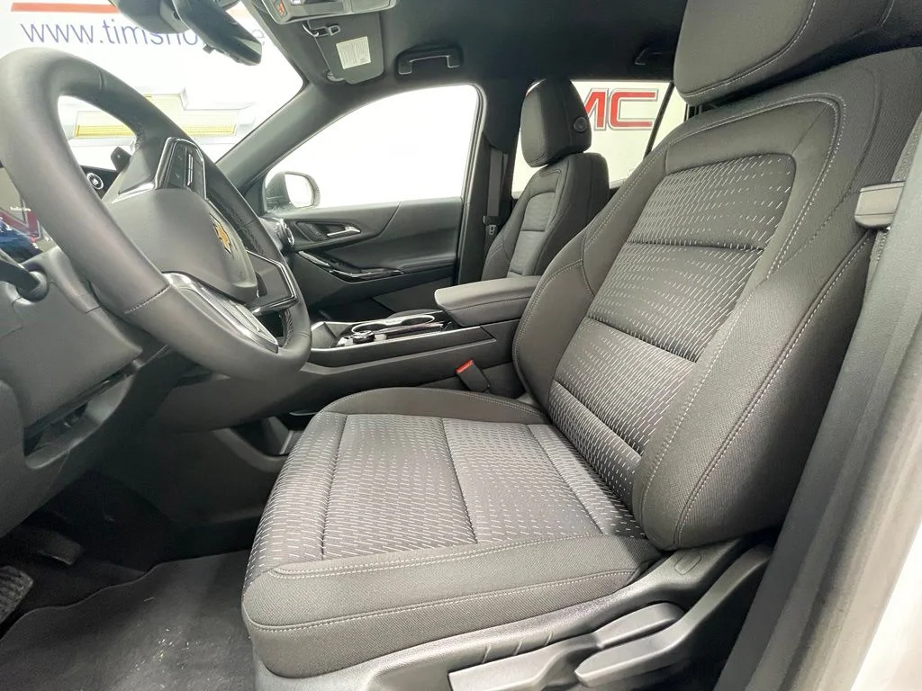 2026 Chevrolet Equinox LT - Photo 16