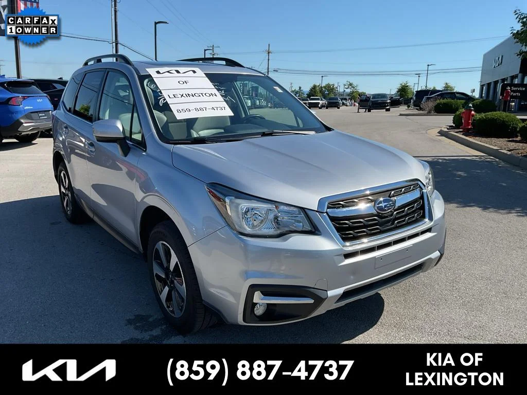 Used 2018 Ice Silver Metallic Subaru Limited image 1