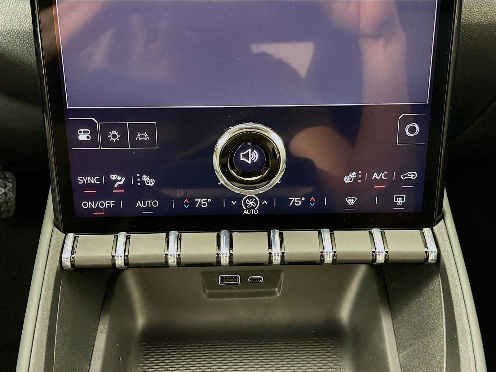 2026 GMC Terrain AT4 - Photo 17