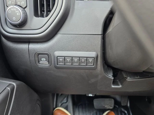2024 Chevrolet Silverado 2500 HD Work Truck - Photo 15