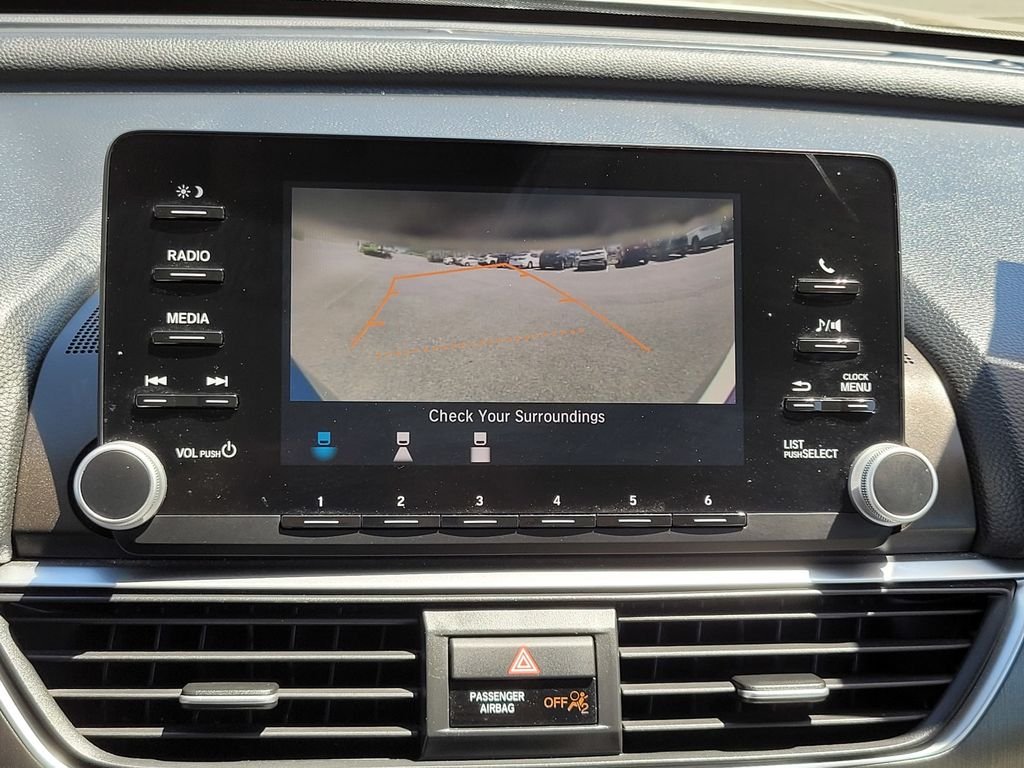 2018 Honda Accord LX - Photo 17