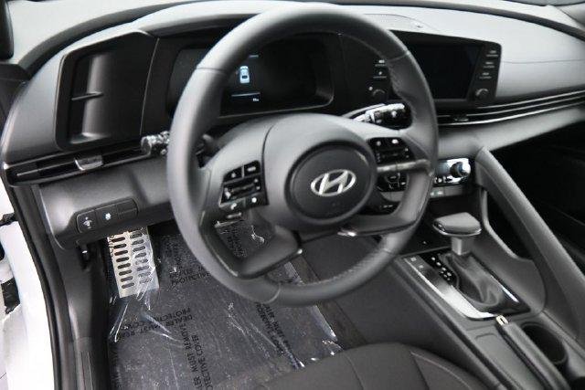 New 2026 White Hyundai SEL Sport image 16