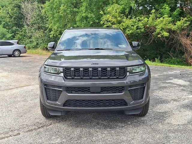New 2026 Gray Jeep Altitude image 2
