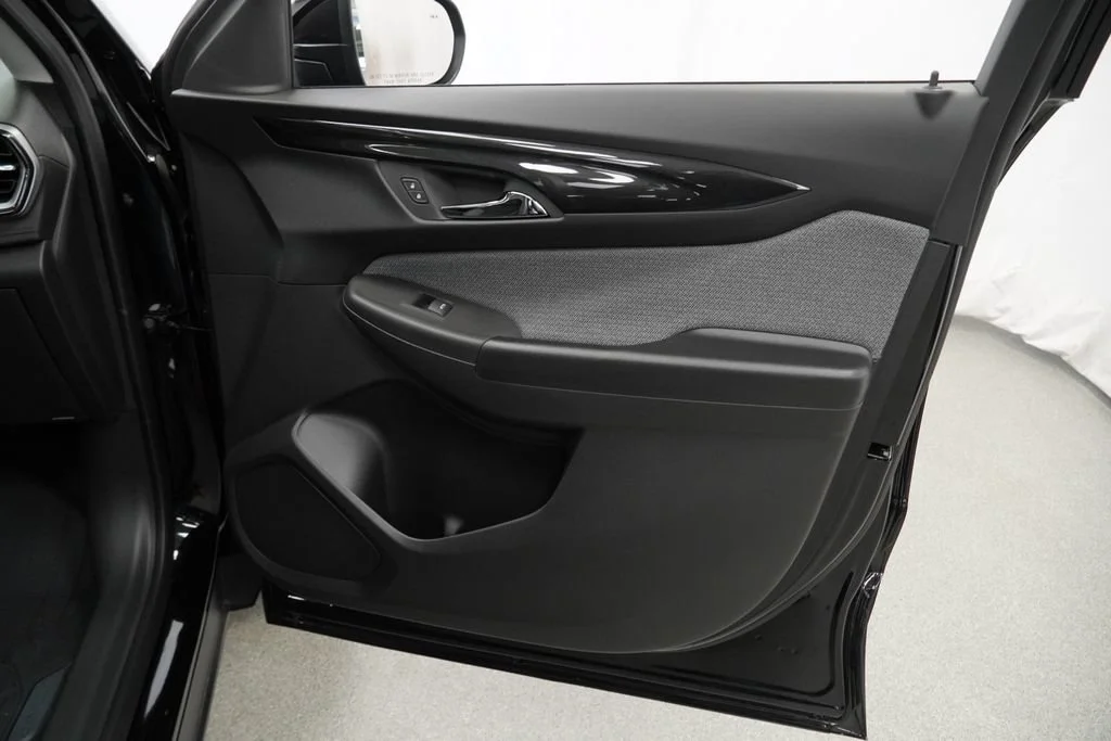 New 2026 Mosaic Black Metallic Chevrolet LT image 27