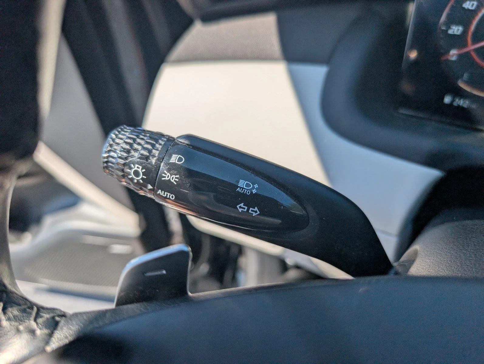 Used 2024 Black Pearl Hyundai Limited image 29