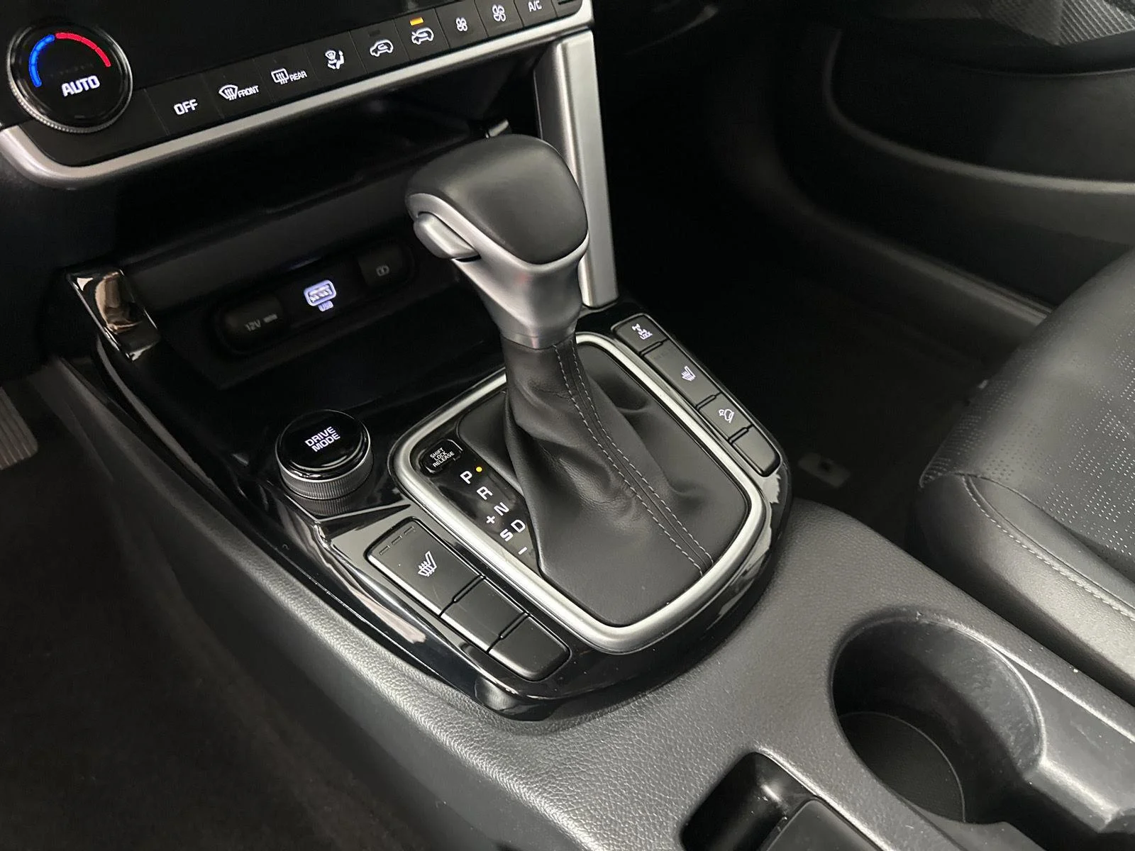 Used 2021 Snow White Pearl Kia SX Turbo image 19