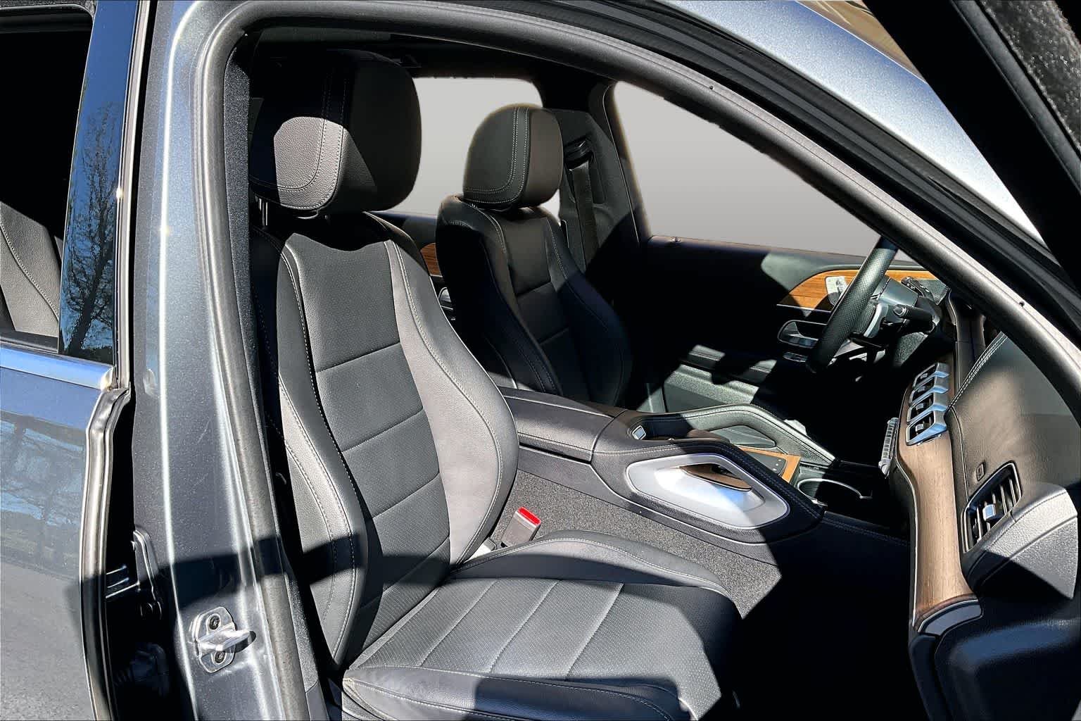 Used 2024 Selenite Grey Metallic Mercedes-Benz GLS 450 image 9
