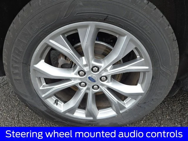 Used 2020 Black Ford XLT image 12