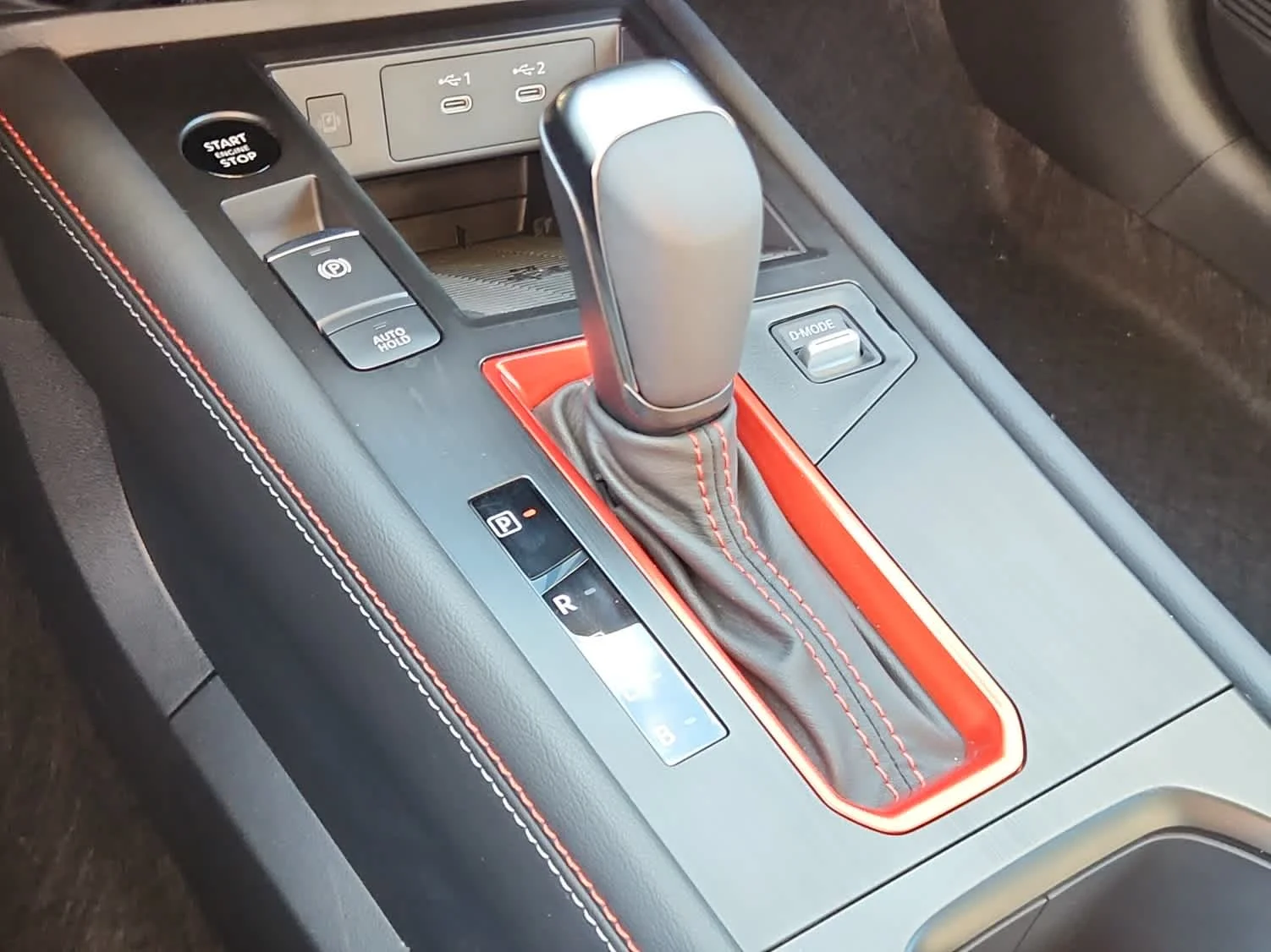 2026 Nissan KICKS SR AWD - Photo 12