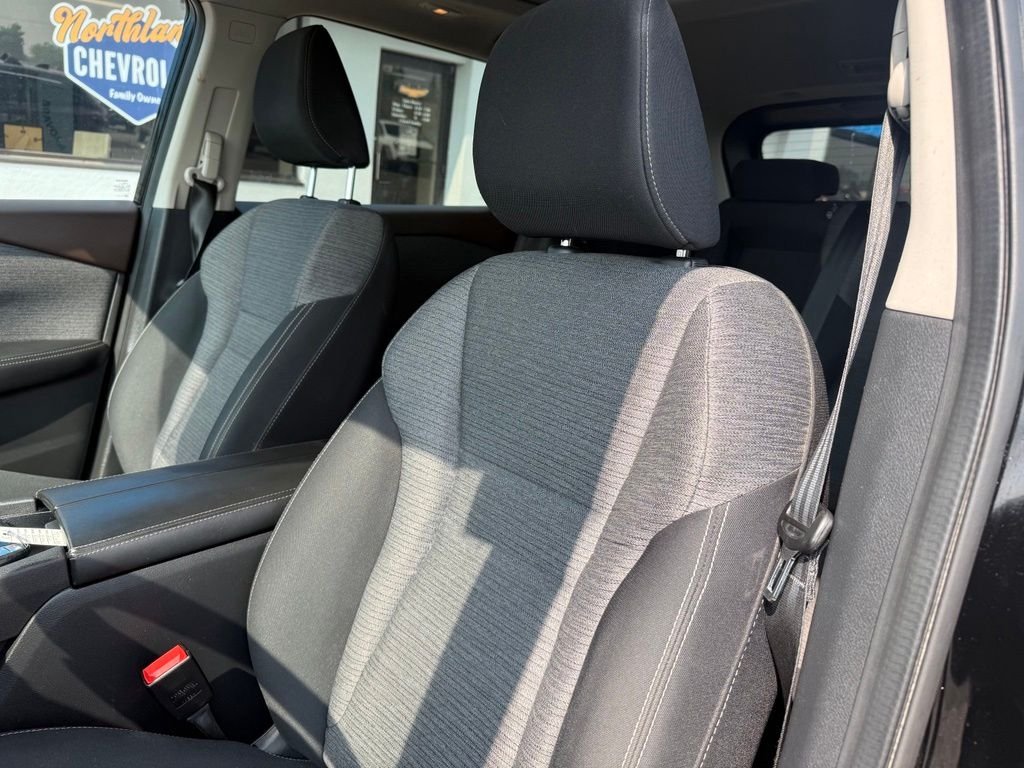 2021 Nissan Rogue SV - Photo 31