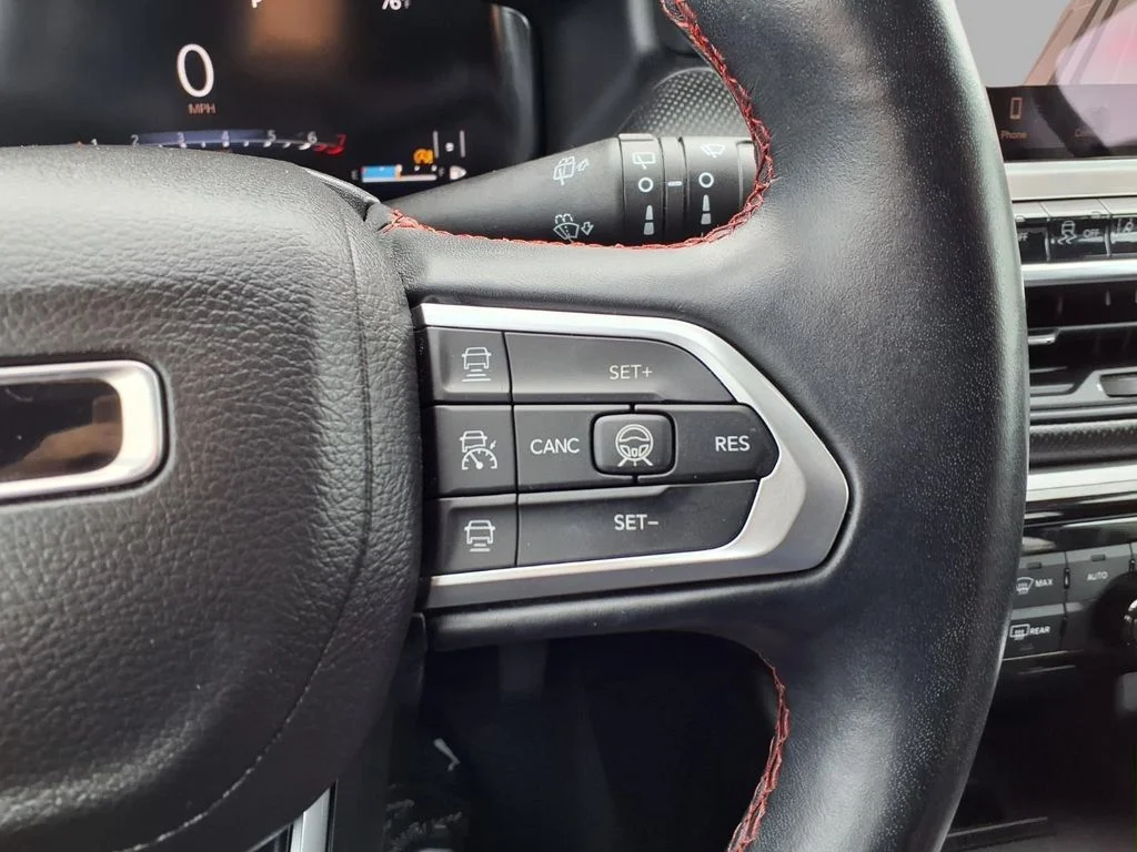 Used 2022 Black Jeep Trailhawk image 14