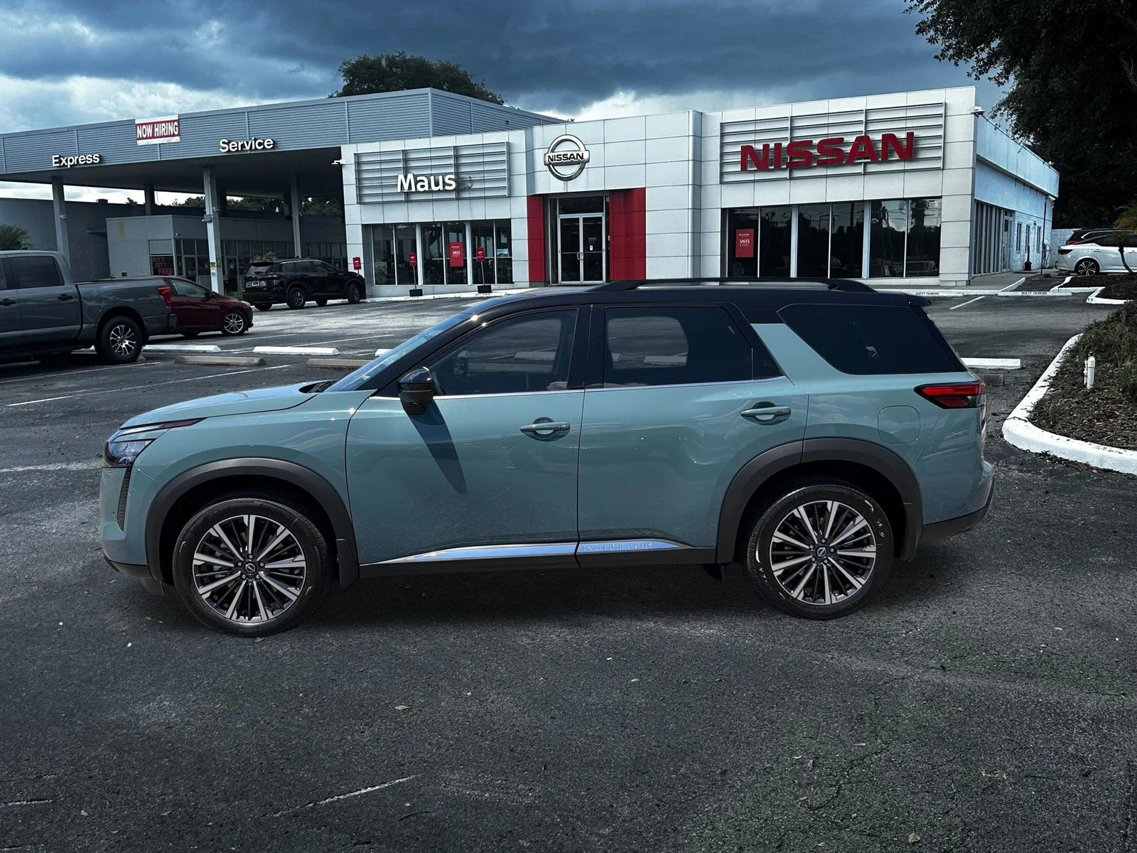 New 2026 Nissan Pathfinder Platinum 4D Sport Utility