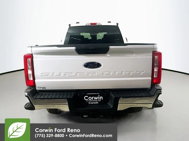 New 2026 Oxford White Ford XLT image 6
