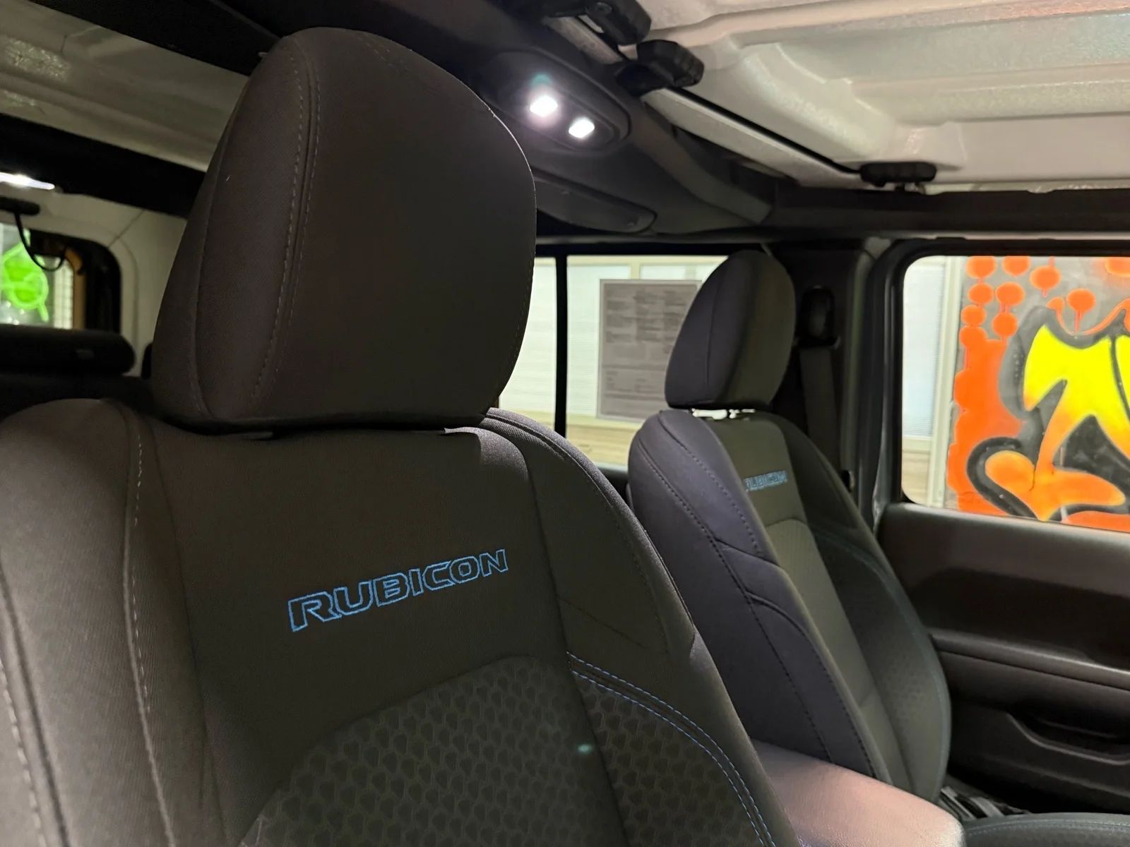 Used 2024 Anvil Clear Coat (pds) Jeep Rubicon 4xe image 25