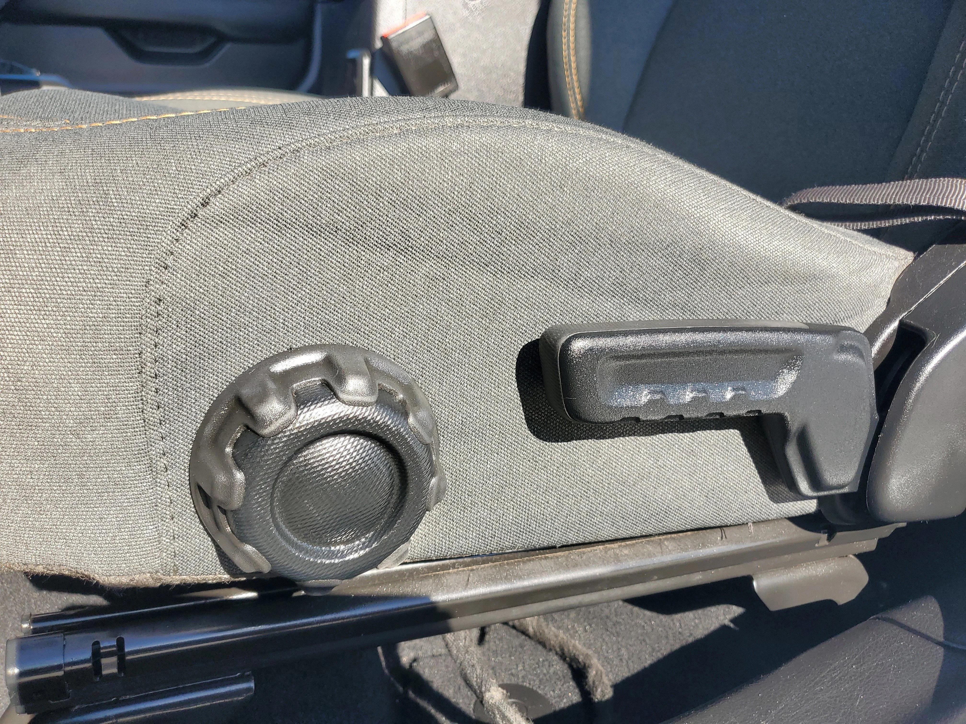Used 2024 Silver Jeep Sahara 4xe image 12