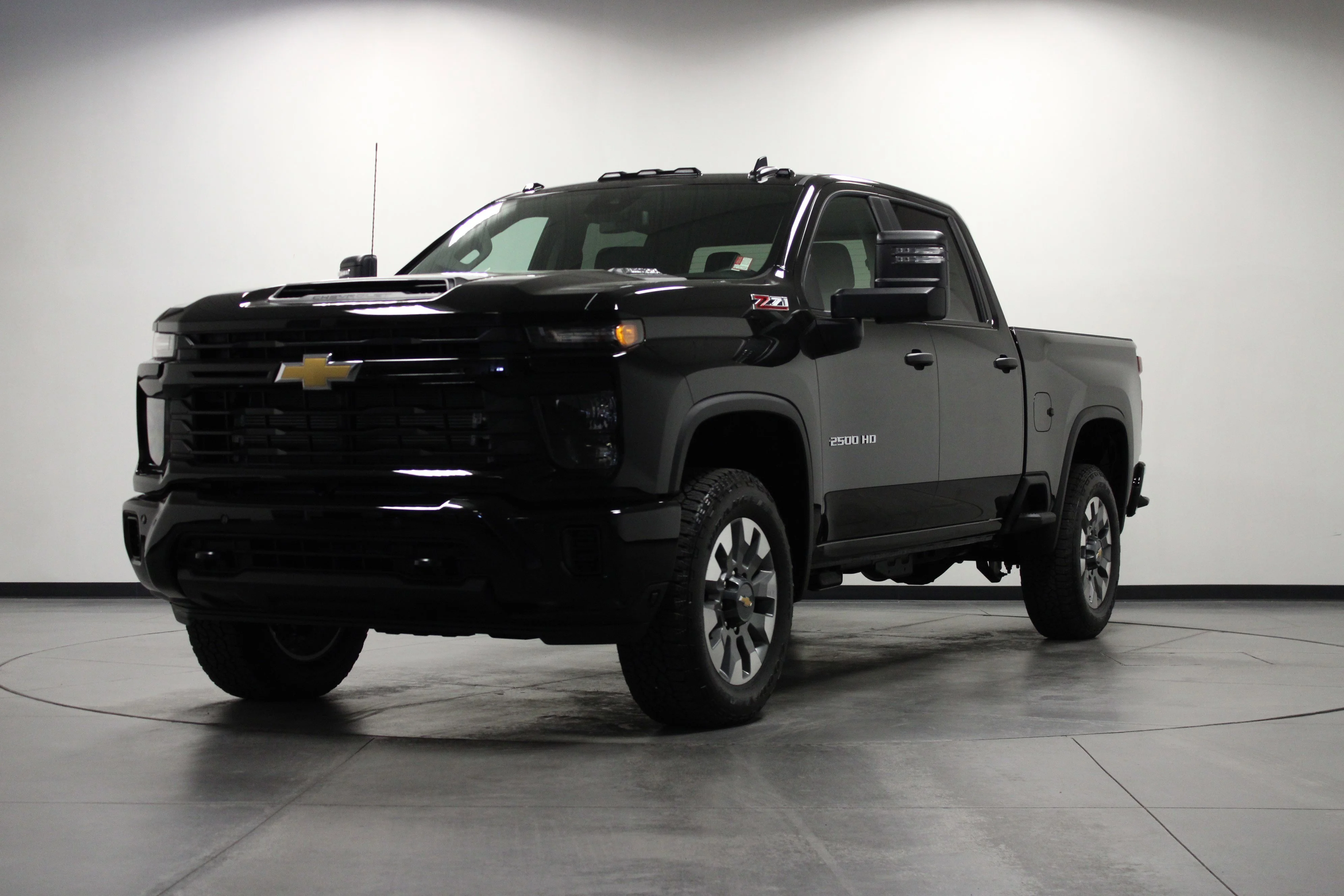 2026 Chevrolet Silverado 2500 HD Custom - Photo 8
