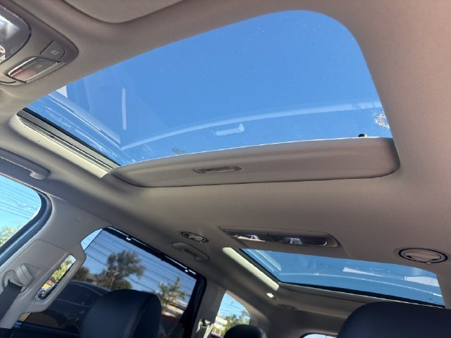 Used 2024 Silver Kia SX image 21