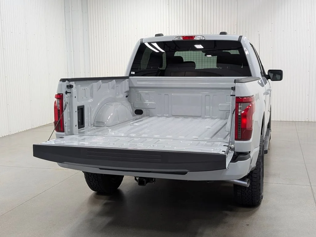 New 2026 White Ford XLT image 25