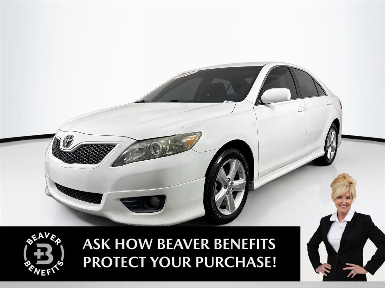 Used 2011 Super White Toyota SE image 1