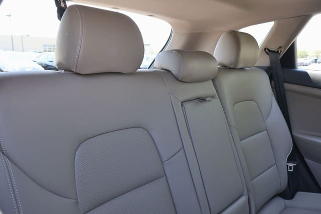 Used 2020 Blue Hyundai Ultimate image 17