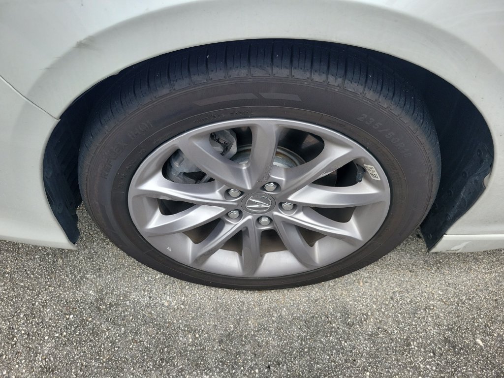 Used 2023 White Acura Base image 3